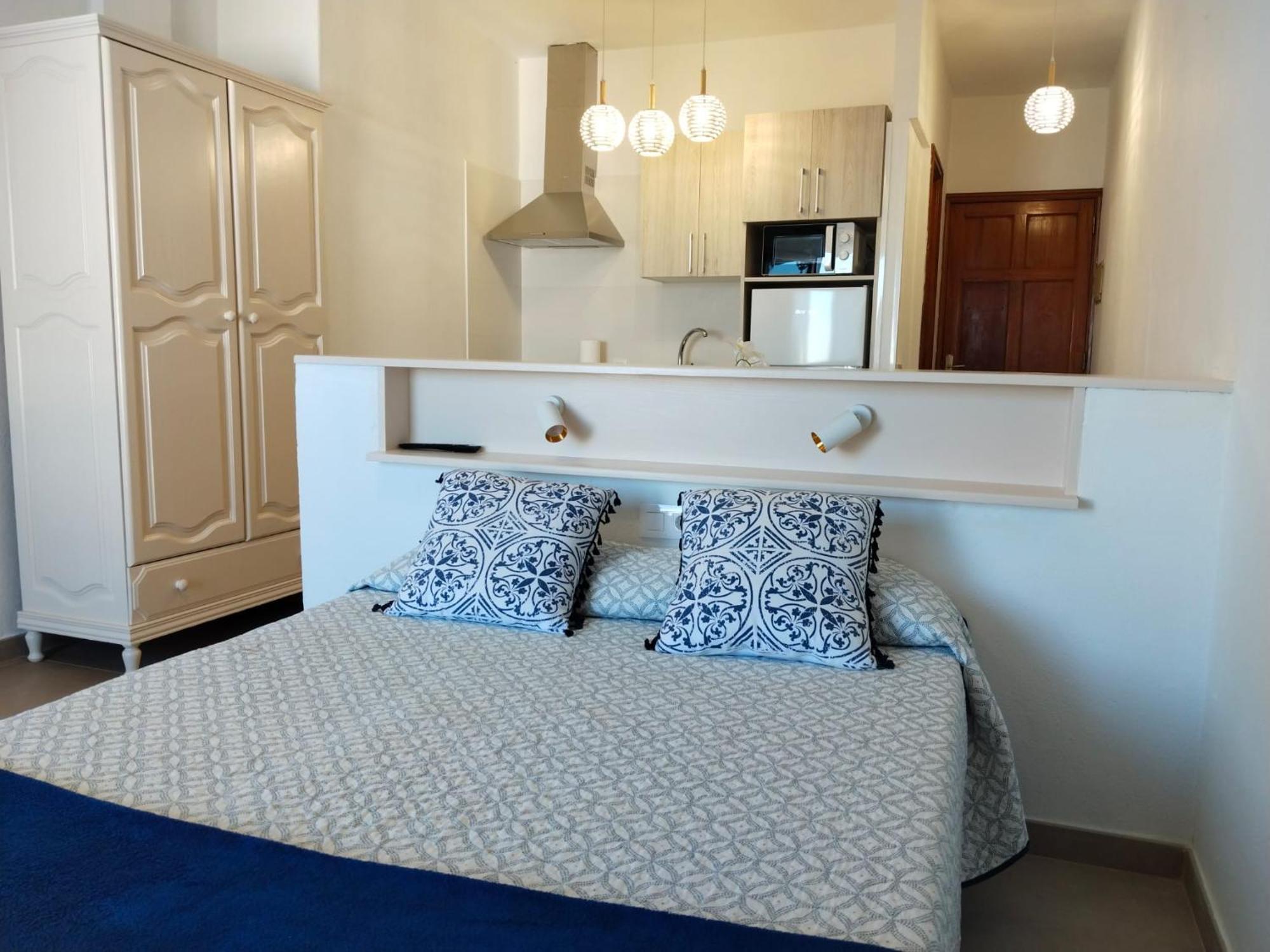 Apartamentos Los Volcanes Фуенкалиенте де ла Палма Екстериор снимка