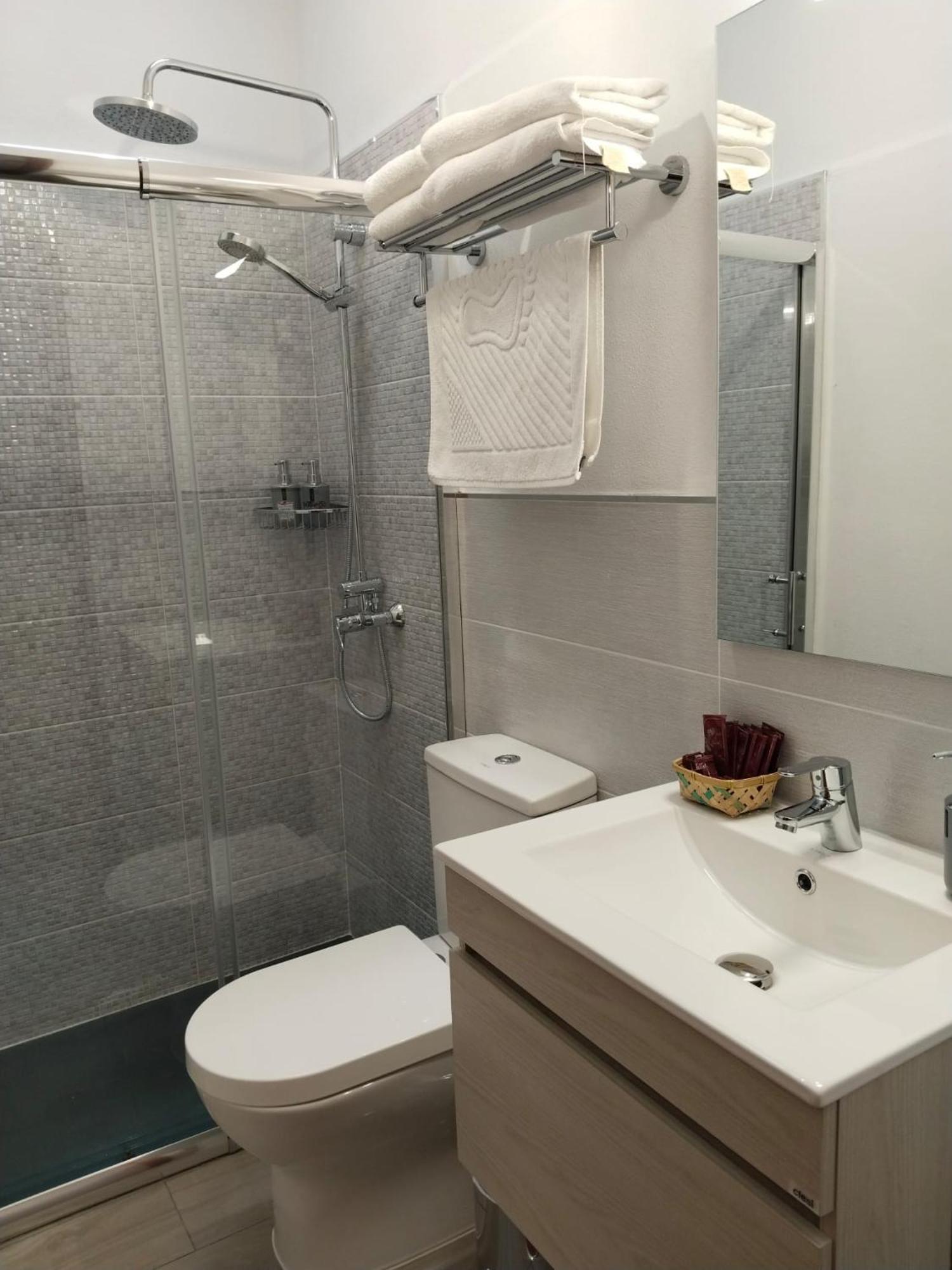 Apartamentos Los Volcanes Фуенкалиенте де ла Палма Стая снимка