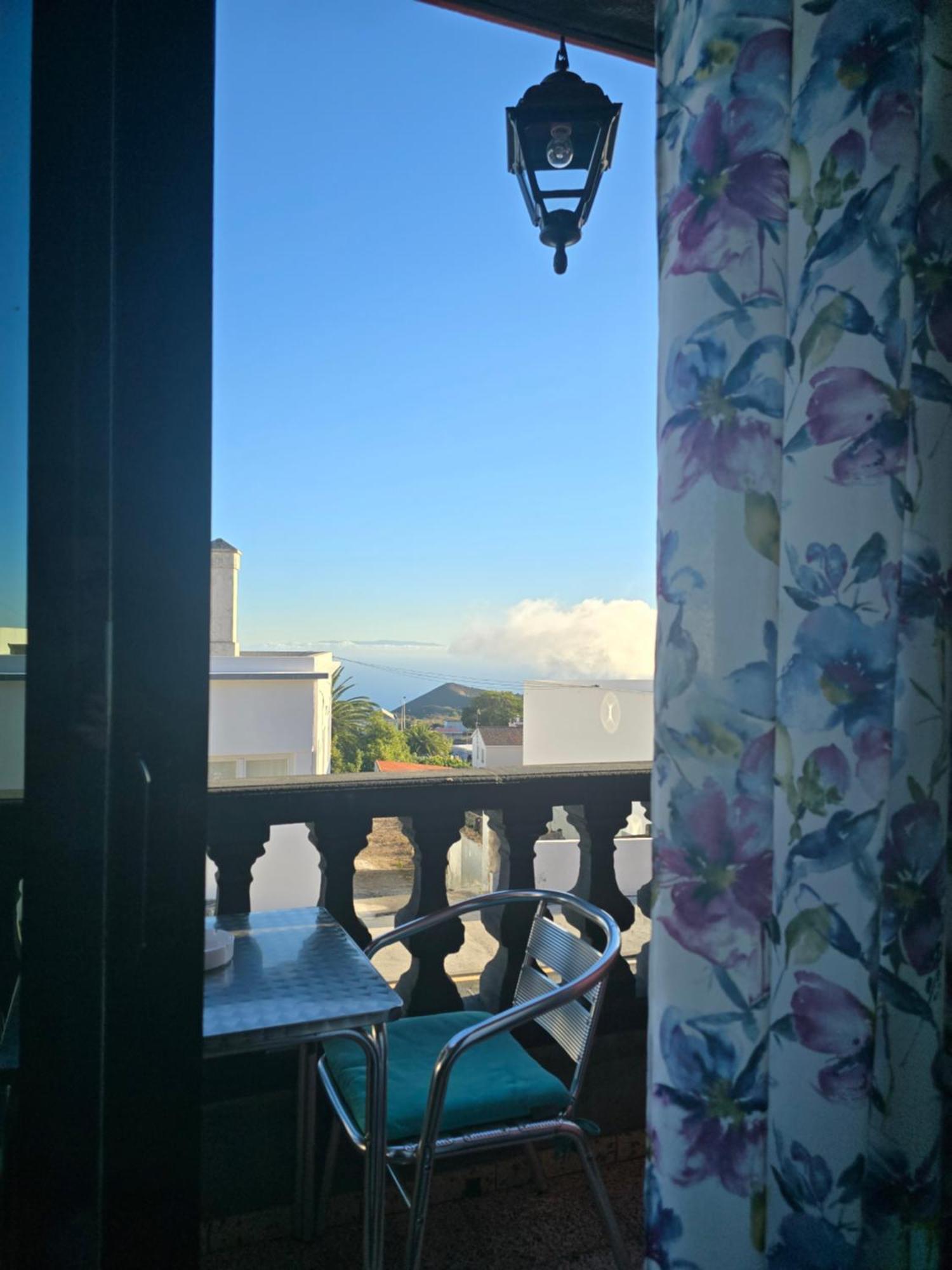 Apartamentos Los Volcanes Фуенкалиенте де ла Палма Екстериор снимка