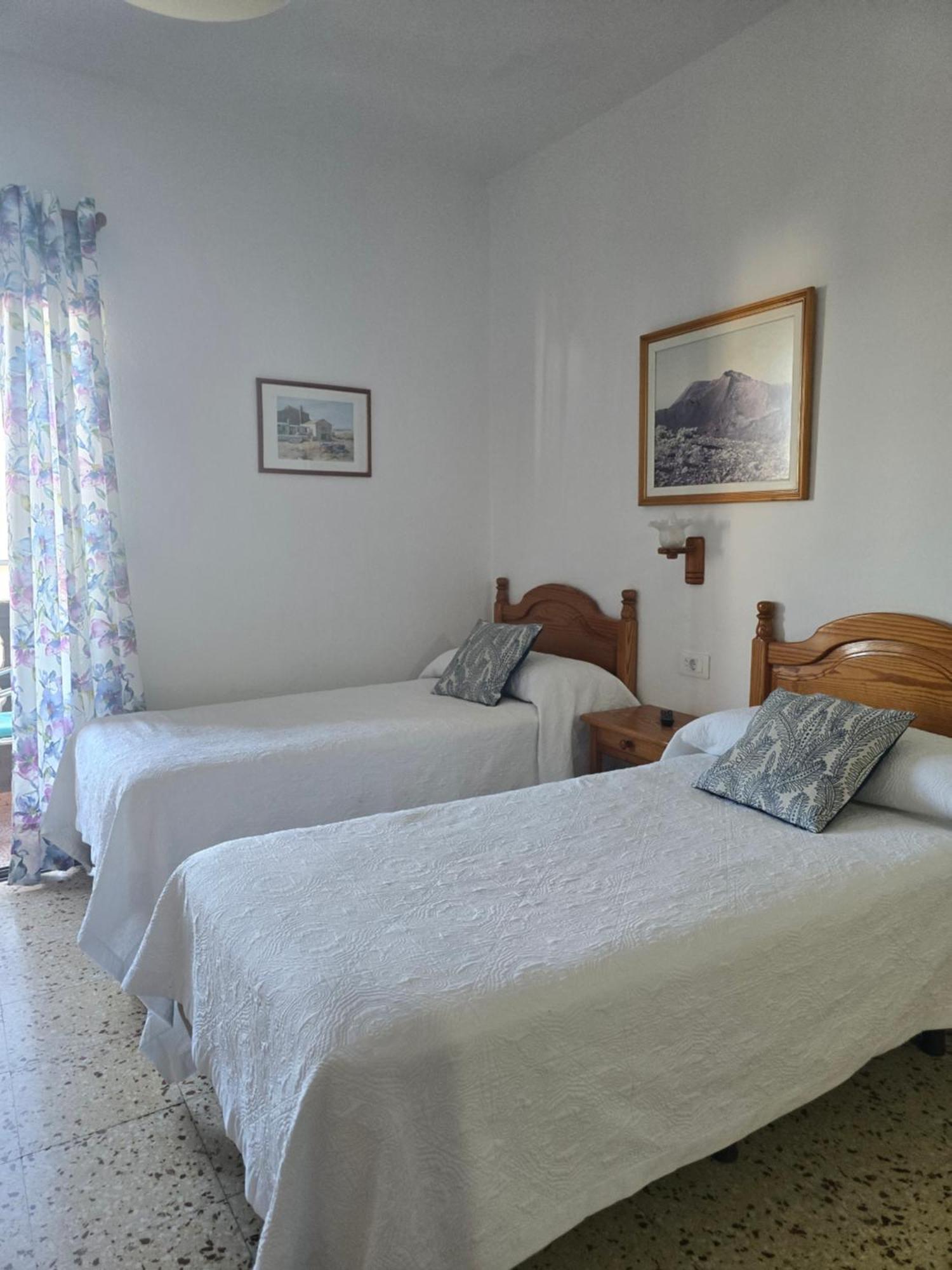 Apartamentos Los Volcanes Фуенкалиенте де ла Палма Екстериор снимка