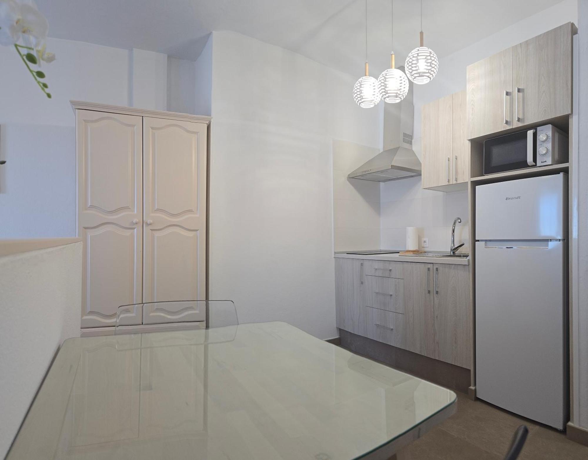 Apartamentos Los Volcanes Фуенкалиенте де ла Палма Екстериор снимка