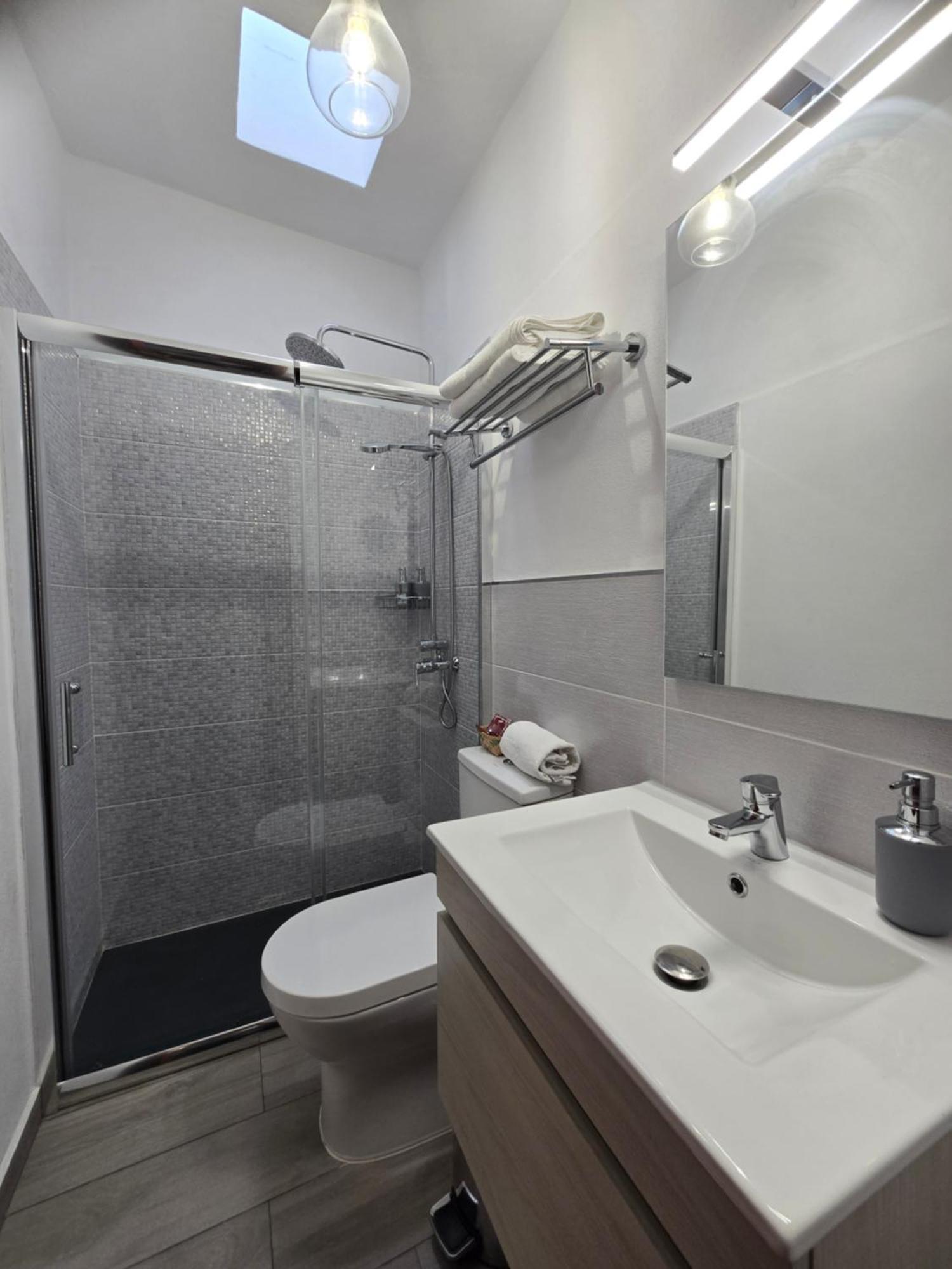 Apartamentos Los Volcanes Фуенкалиенте де ла Палма Екстериор снимка