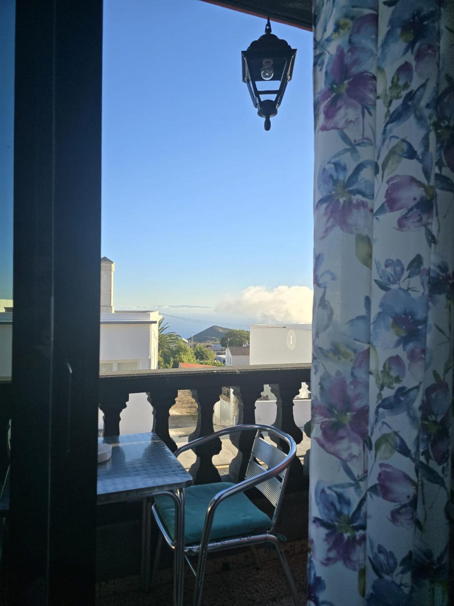 Apartamentos Los Volcanes Фуенкалиенте де ла Палма Екстериор снимка